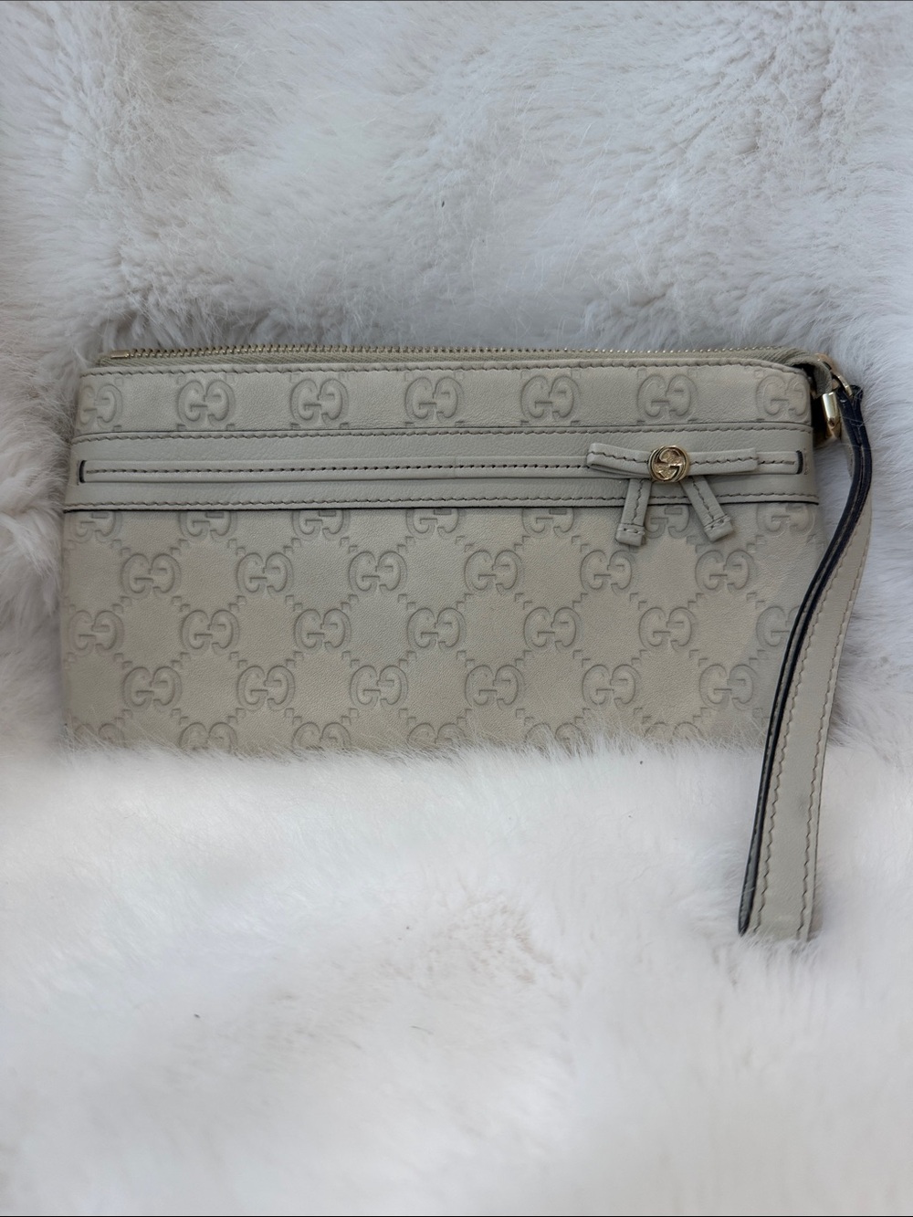 Gucci Ivory GG Embossed Leather Wristlet gorgeous! Like brand new! Authentic